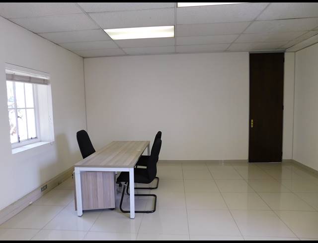 610M² OFFICE FOR SALE IN FERNDALE